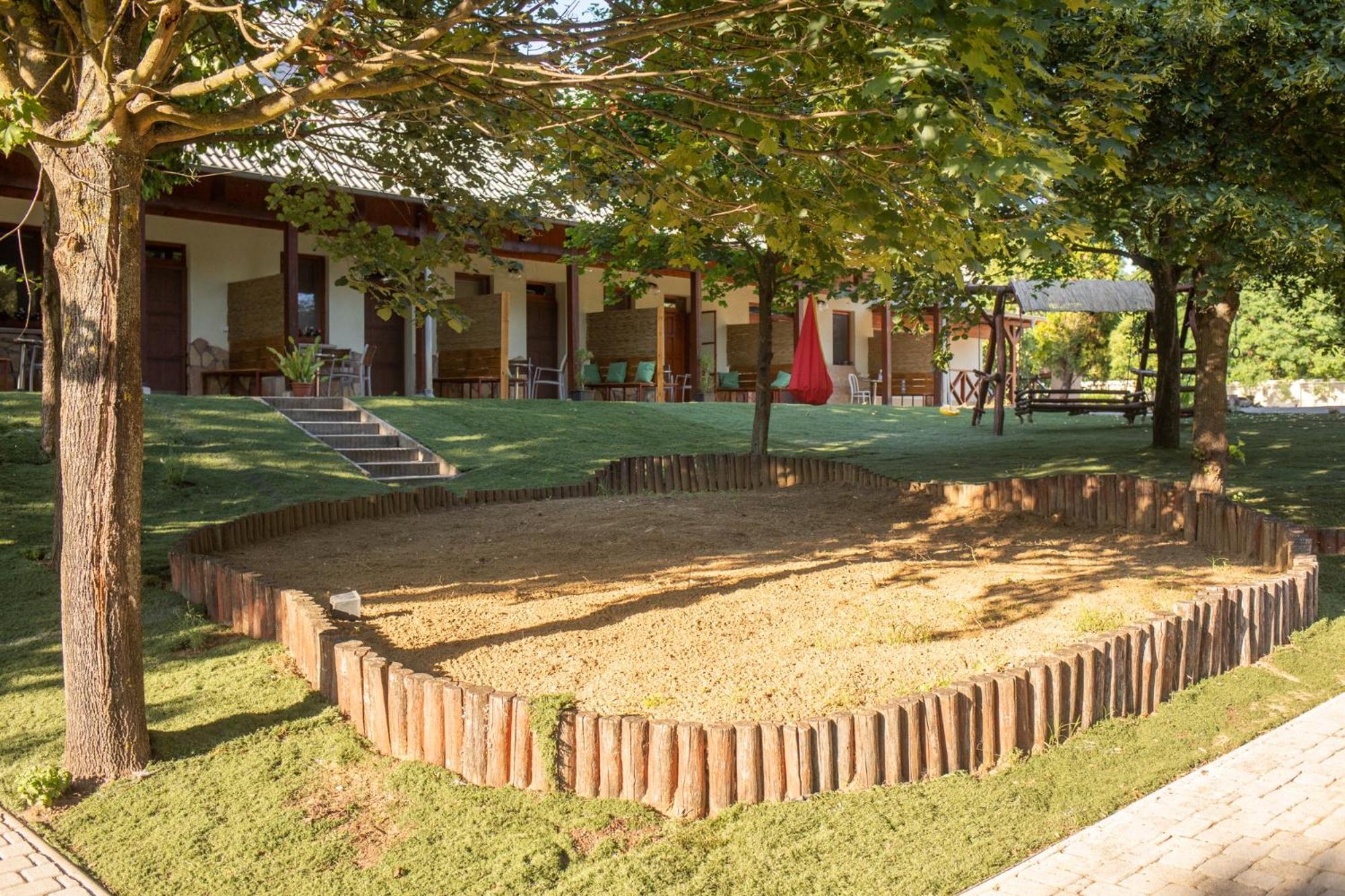 Hotel Family Farm Vendégház Kotaj Exterior foto